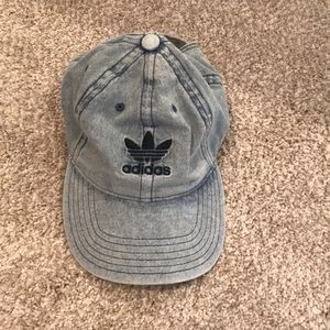 Adidas jean colored hat